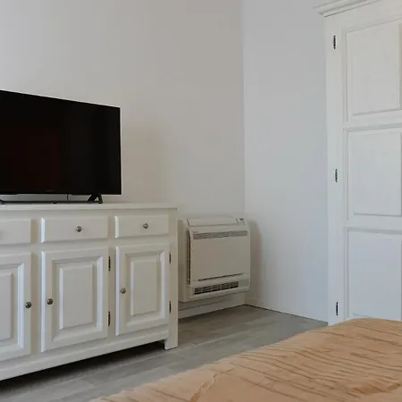 Q Apartament *