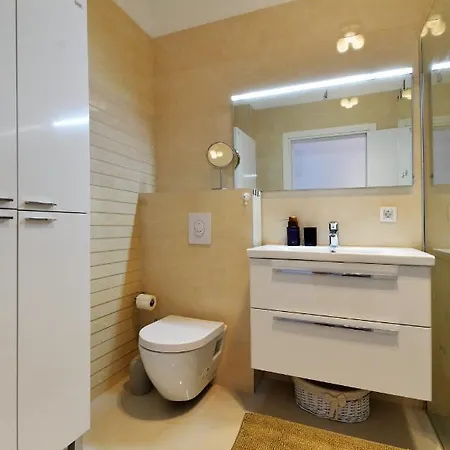Apartament Q Murter