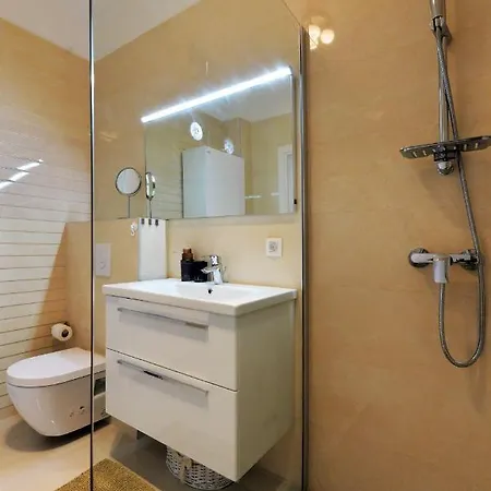 Apartament Q